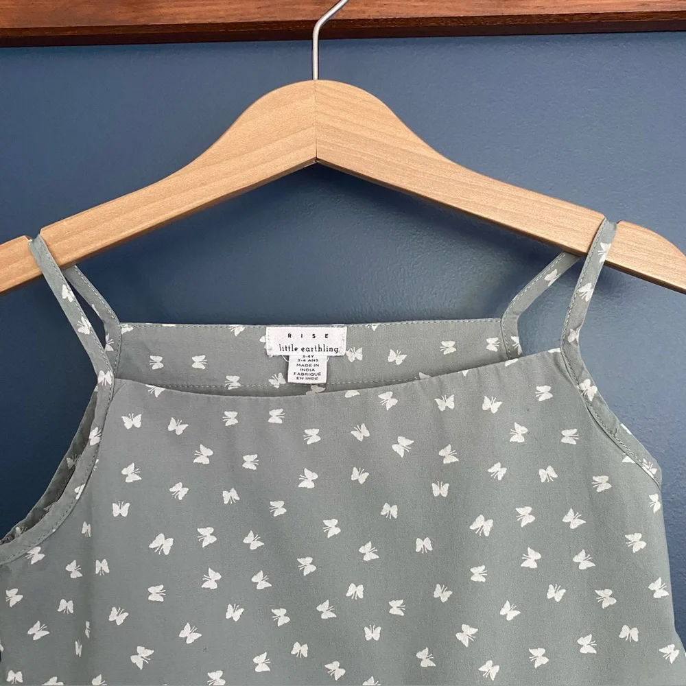 Little Earth Sage Green Butterfly Print Fabric size 3-4 kids - Picture 2 of 8